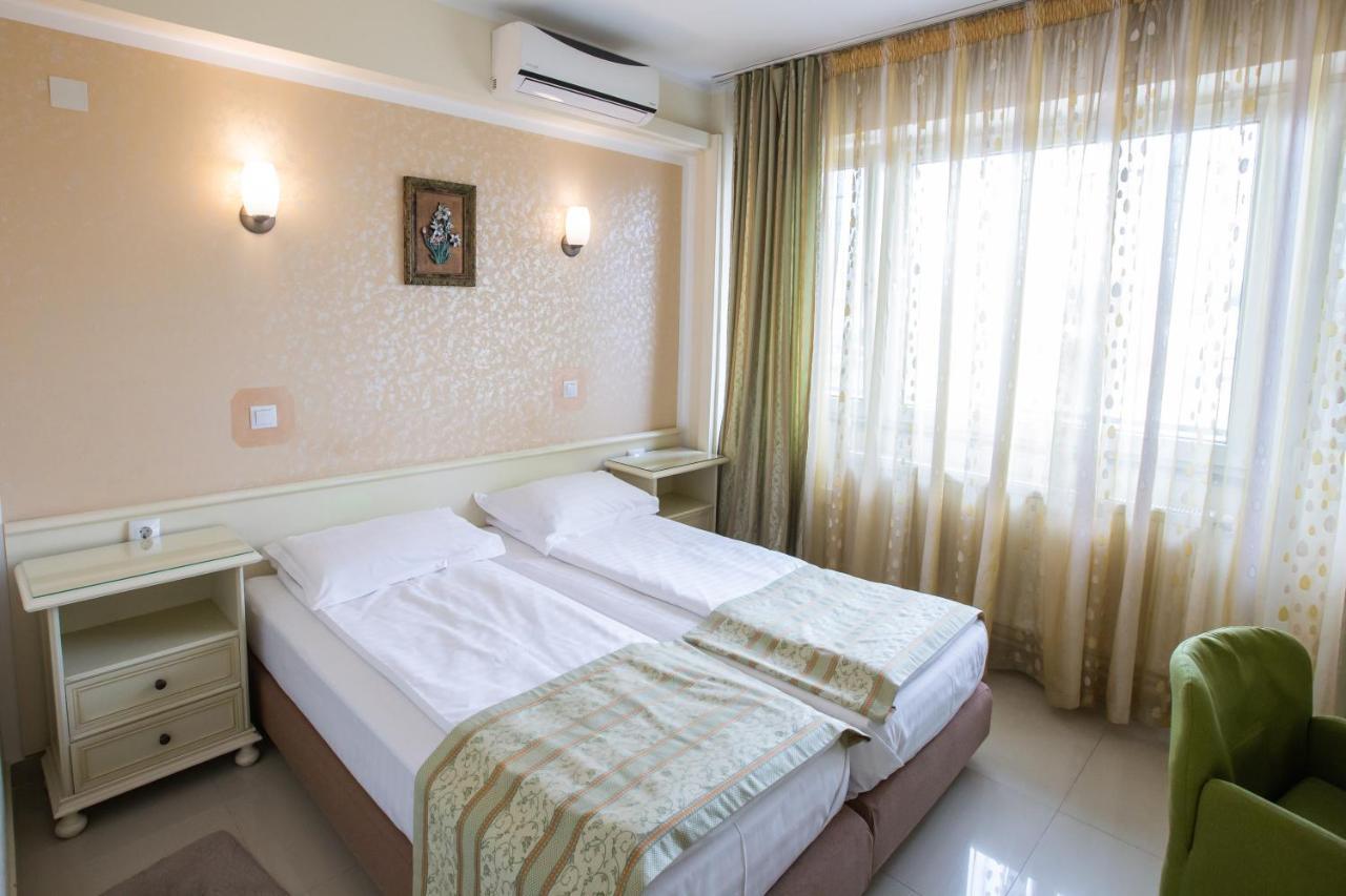 Hotel Seneca Baia Mare Luaran gambar