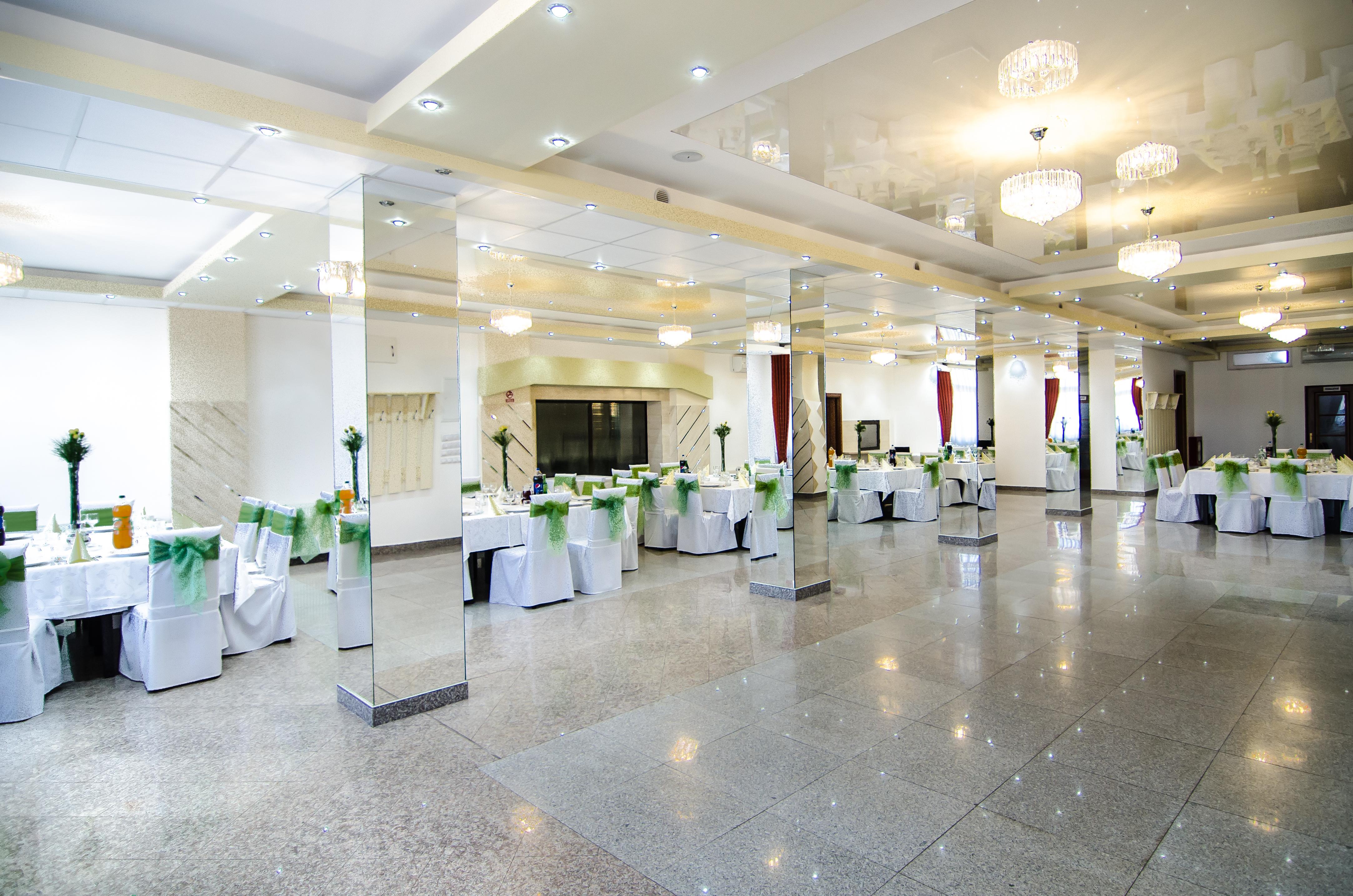 Hotel Seneca Baia Mare Luaran gambar