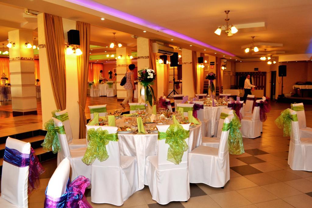 Hotel Seneca Baia Mare Luaran gambar
