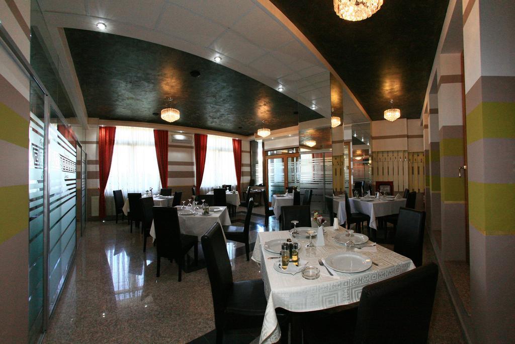 Hotel Seneca Baia Mare Luaran gambar