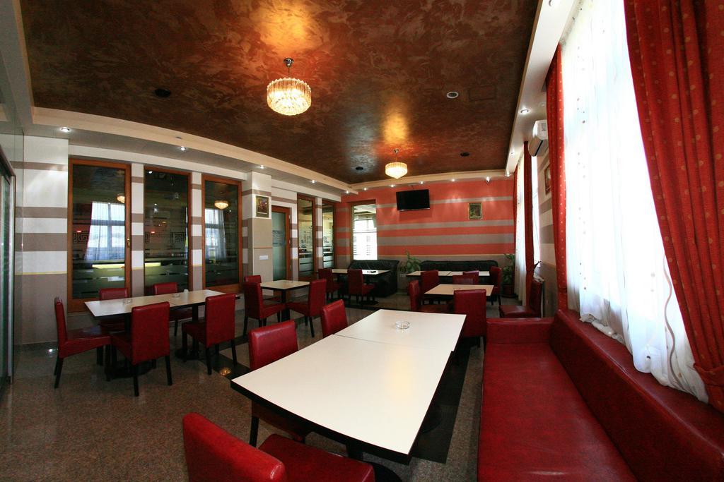 Hotel Seneca Baia Mare Luaran gambar