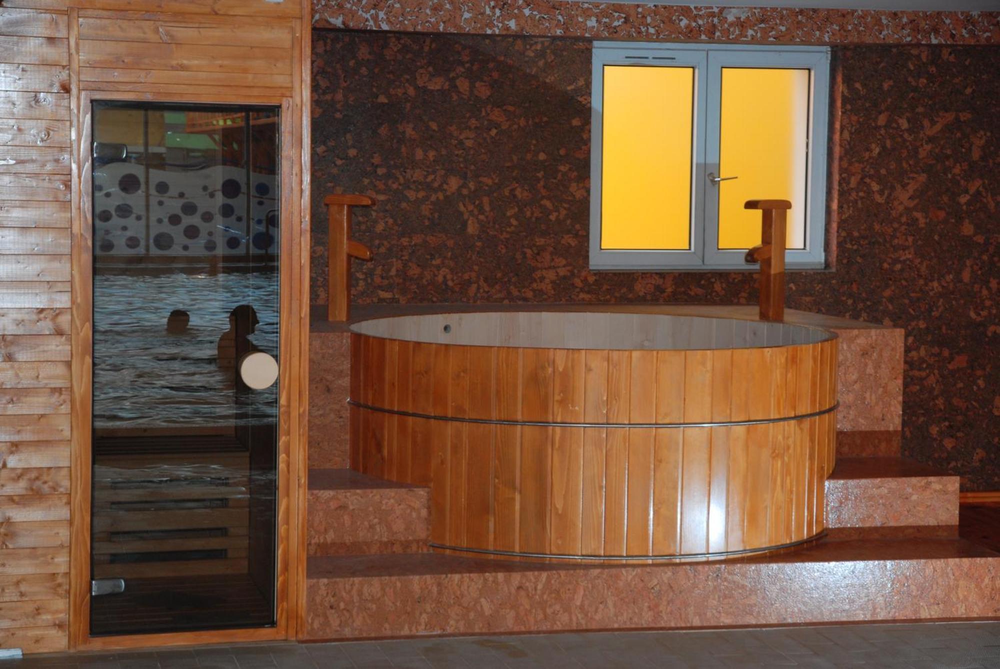 Hotel Seneca Baia Mare Luaran gambar