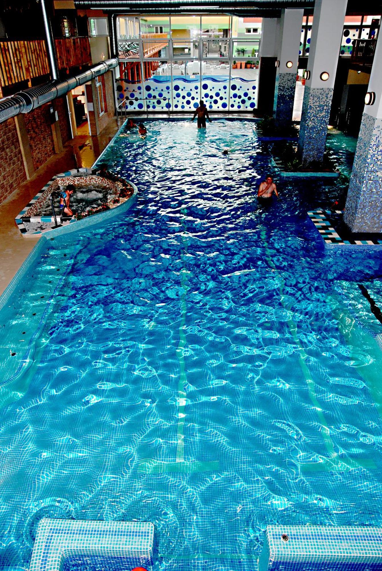 Hotel Seneca Baia Mare Luaran gambar