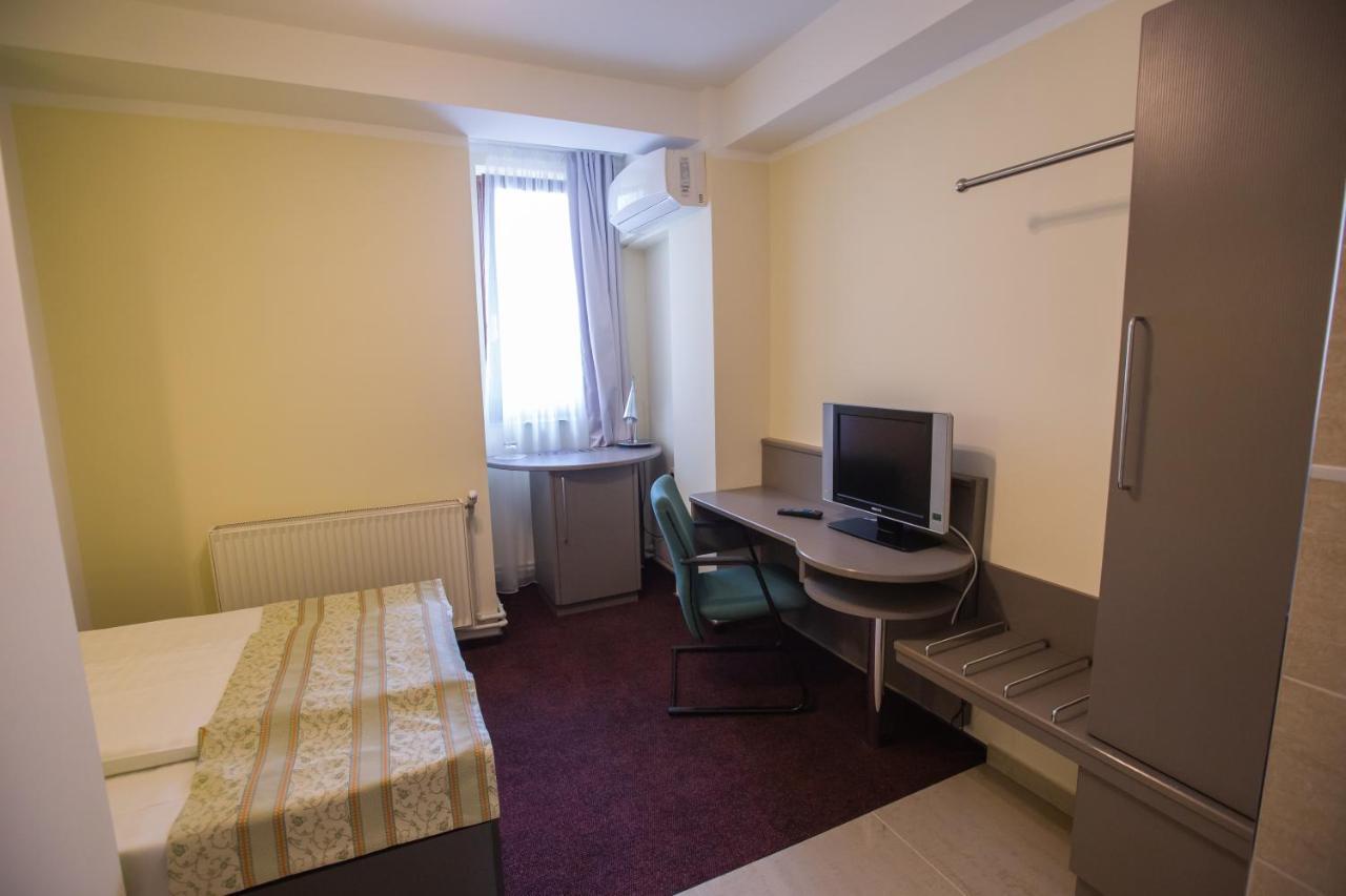 Hotel Seneca Baia Mare Luaran gambar
